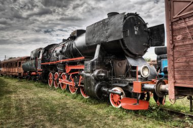 Eski buharlı lokomotif.