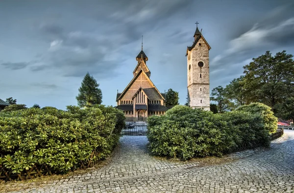 Történelmi, fából készült templom Wang, Karpacz, Lengyelország — Stock Fotó