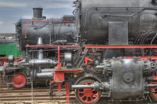 A velha locomotiva a vapor — Fotografia de Stock