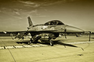 F-16 Savaşan Şahin