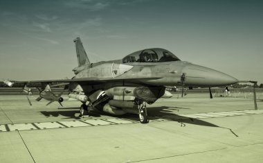F-16 Savaşan Şahin