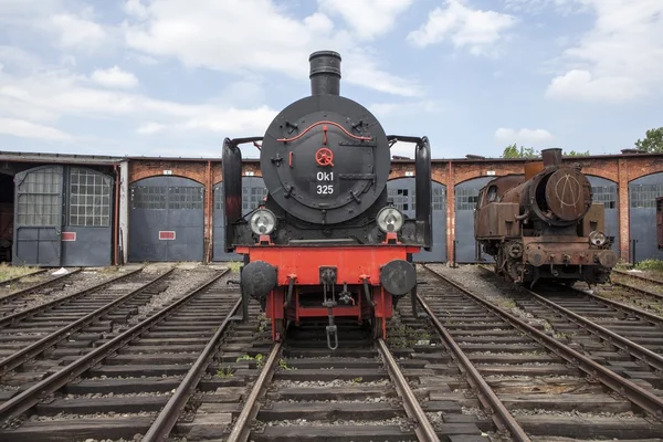 La vieja locomotora de vapor — Foto de Stock