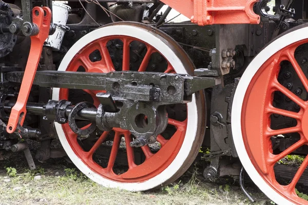 A velha locomotiva a vapor — Fotografia de Stock