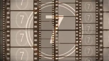 Sinema ekranında film şeridi olan geri sayım arkaplanı
