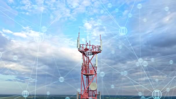 Telecomunicaciones de telefonía móvil a través de torre de telecomunicaciones y arquitectura celular — Vídeo de stock