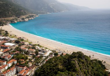 Kasaba ve beach Ölüdeniz, Türkiye.