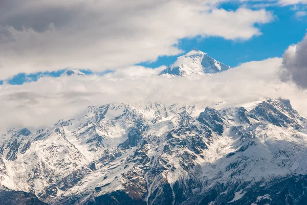 Snowy peak — Stock Photo, Image