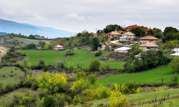 Bergdorp in Bulgarije. Stockfoto