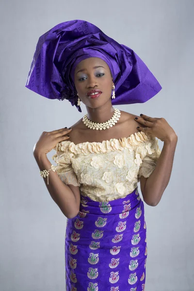 Schoonheid heldere Afrikaanse vrouw — Stockfoto