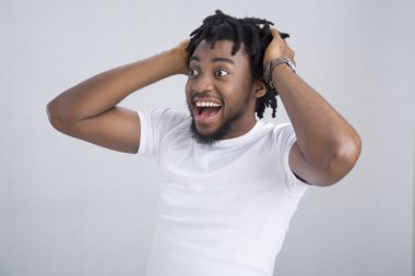 serin Afro-Amerikan erkek