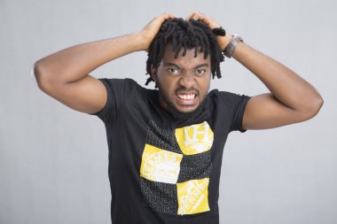 serin Afro-Amerikan erkek