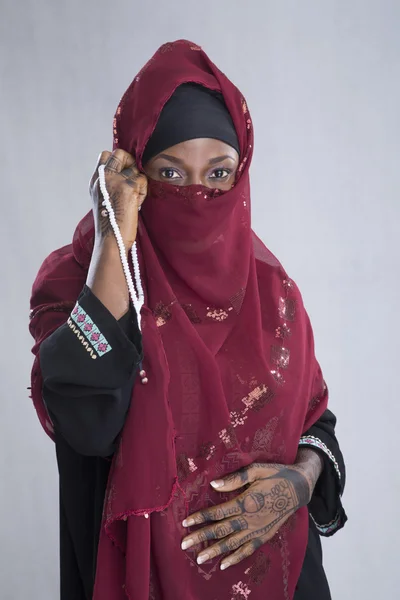 izole Tesettür Bayan giyim siyah