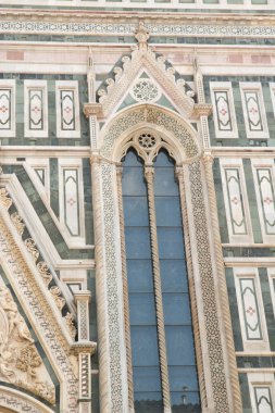 Brunelleschi Katedrali yan pencere