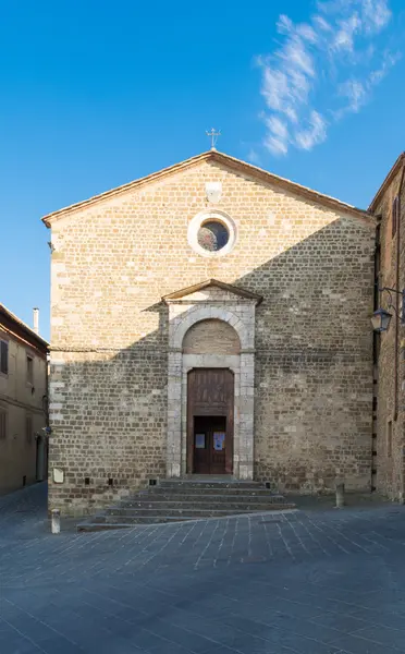 Campanile di Montalcino, ville viticole, Sienne, Toscane — Photo