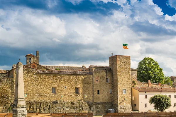 Las antiguas murallas de Castiglion Fiorentino —  Fotos de Stock