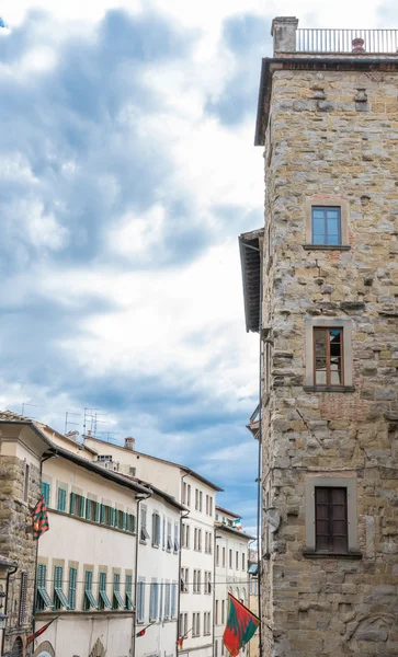 Windows in the historic center of Arezzo — Stock Photo, Image