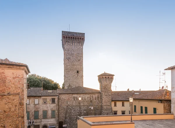 Kathedraal van de collegiale Lucignano — Stockfoto