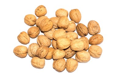 Beyaz arkaplanda fındıklar