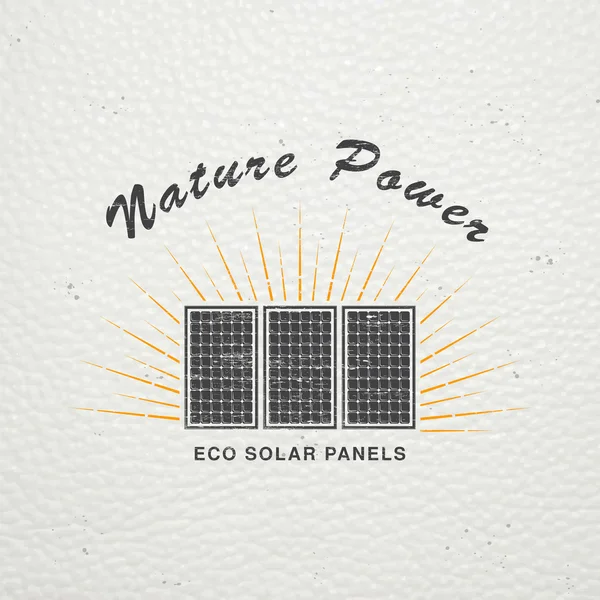 Paneles solares para energía. Generador ecológico sostenible de energía solar alimentado por una fuente de energía natural. Antigua escuela de etiqueta vintage. Etiquetas tipográficas, pegatinas, logotipos e insignias . — Vector de stock