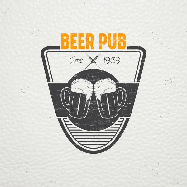 Beer pub. Brewing old school of vintage label. Old retro vintage grunge. Scratched, damaged, dirty effect. Typographic labels, stickers, logos and badges. — Stock Vector