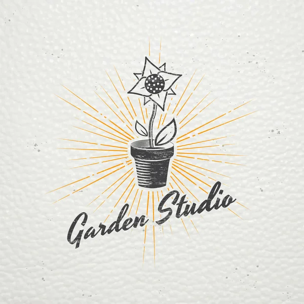 Una granja cultivando flores. Tienda de herramientas de jardinería. Jardín Centro conjunto. Viejo grunge retro vintage. Rasguñado, dañado, efecto sucio. Etiquetas tipográficas, pegatinas, logotipos e insignias . — Vector de stock