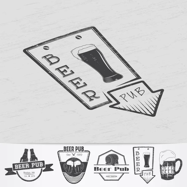 Beer pub. Brewing old school of vintage label. Old retro vintage grunge. Scratched, damaged, dirty effect. Monochrome typographic labels, stickers, logos and badges. — Wektor stockowy