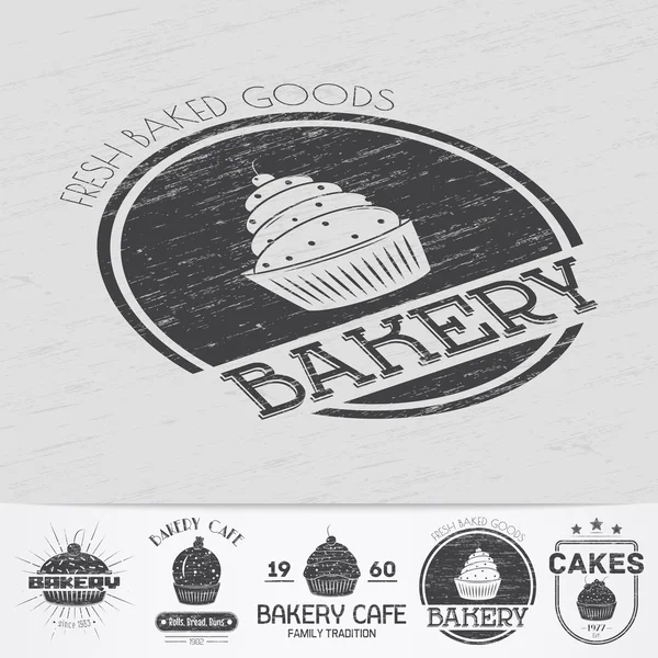 Süße Cupcakes. Bäckerei backen. Cafés und Restaurants. das Essen und der Service. alter Retro Vintage Grunge. zerkratzt, beschädigt, verschmutzt. Typografische monochrome Etiketten, Aufkleber, Logos und Abzeichen. — Stockvektor