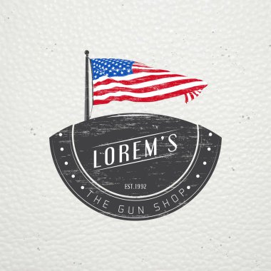 Amerikan silah dükkanı. Ateşli silah deposu. Av silahı. Ayrıntılı elemanları. Eski retro vintage grunge. Çizik, zarar, etkisi kirli. Tipografik etiketleri, çıkartmalar, logo ve rozetleri.