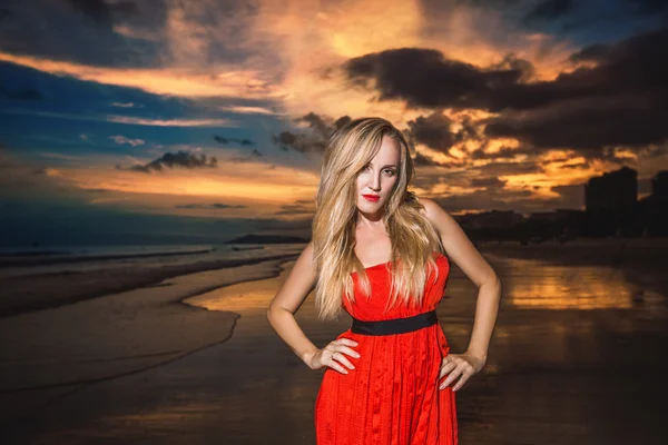 Lady in red — Stock Photo, Image