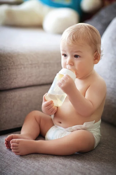 Baby drinking milk — Stock Photo, Image