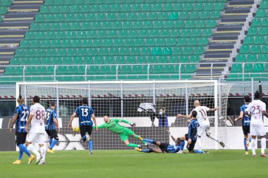 İtalya, Milan, 22 Kasım 2020: Simone Zaza (Torino forvet), FC INTER - TORINO, Serie A 2020 / 2021 gün 8, San Siro Stadyumu 'nda 45 + 2' de açılış golünü attı ve gol attı.