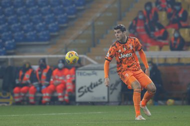 İtalya, Parma, 19 Aralık 2020: Alvaro Morata (Juventus forvet) futbol maçının ilk yarısında ön sahada top kontrolü JUVENTUS, Serie A 2020-2021 gün 13, Tardini Stadyumu
