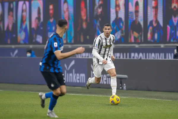 Italia Milán Enero 2021 Cristiano Ronaldo Juventus Striker Corre Por — Foto de Stock