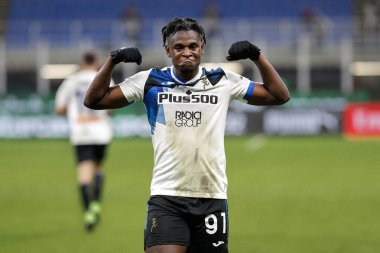 İtalya, Milan, 23 Ocak 2021: Duvan Zapata (Atalanta forveti), AC MILAN ATALANTA, Serie A 2020-2021, San Siro Stadyumu 'nda 77' de 3-0 'lık golü attı ve kutladı.
