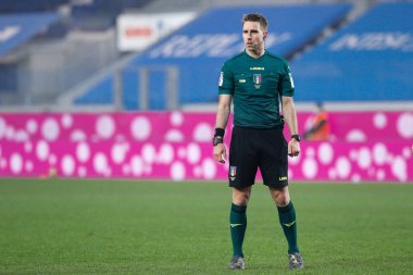 İtalya, Bergamo, 6 Şubat 2021: Francesco Fourneau (hakem) ATALANTA - TORINO, Serie A 2020 / 2021, Gewiss Stadyumu