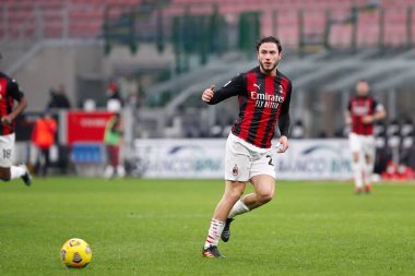 İtalya, Milan, 7 Şubat 2021: Davide Calabria (Milan defans oyuncusu) ikinci yarıda AC MILAN - CROTONE, Serie A 2020-2021, San Siro Stadyumu