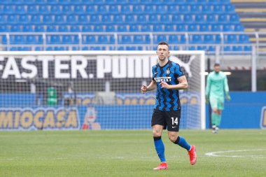 İtalya, Milan, 21 Şubat 2021: İvan Perisiç (Inter forvet), AC MILAN FC INTER, Serie A 2020-2021 Day23, San Siro Stadyumu, AC MILAN maçının ilk yarısında kaleci atışını bekliyor.