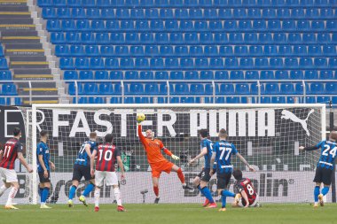 İtalya, Milan, 21 Şubat 2021: Samir Handanoviç (Inter Goalkeeper) futbol maçının ikinci yarısında AC MILAN-FC INTER, Serie A 2020-2021, San Siro Stadyumu