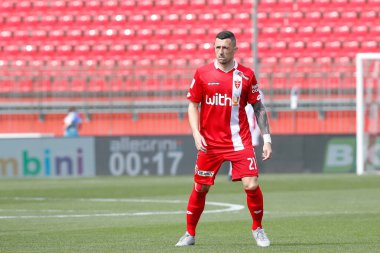 İtalya, Milan, 5 Nisan 2021: Marco Armellino (Monza orta saha oyuncusu) AC MONZA - PESCARA, Serie B 2020-2021 Day32, U-Power Stadyumu, U-Power maçında ilk yarıda kaleci atışı bekliyor.