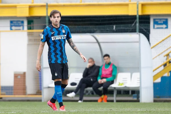 Italia Milán May 2021 Matias Fonseca Inter Striker Esperando Lanzamiento —  Fotos de Stock