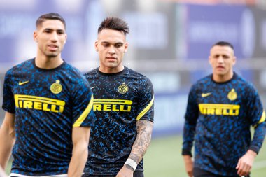 İtalya, Milan, 8 Mayıs 2021: Lautaro Martinez (Inter forvet) FC INTER - SAMPDORIA, Serie A 2020-2021 Gün 35, San Siro Stadyumu
