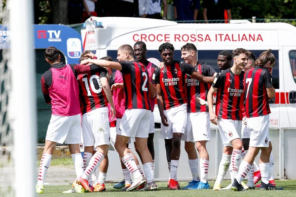 Italien Mailand Mai 2021 Giacomo Olzer Milan Mittelfeldspieler Feiert Mit — Stockfoto