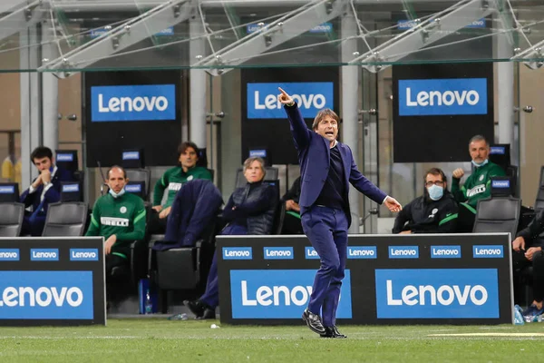 Włochy Mediolan Maja 2021 Antonio Conte Inter Manager Udziela Porad — Zdjęcie stockowe