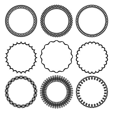 Zarif ve basit yuvarlak, ince ve dar doğrusal çerçeve vektör kümesi çarpık elementler ve iç içe geçmiş çizgiler. Davetiyelerin, kartların, afişlerin dekorasyonu ve tasarımı için