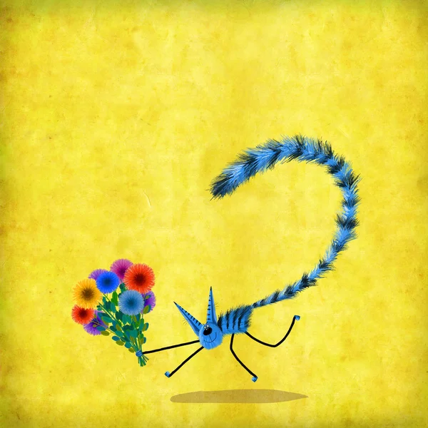 Dünnes blaues Kätzchen läuft mit Blumenstrauß — Stockfoto