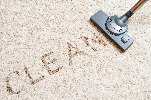 Cleaning carpet hoover — Stock Photo, Image