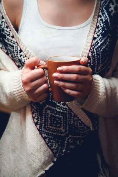 Girl with a cup of coffee — Stock Photo, Image