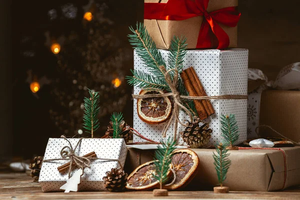 Una Pila Muchos Regalos Navidad Accesorios Año Nuevo — Foto de Stock