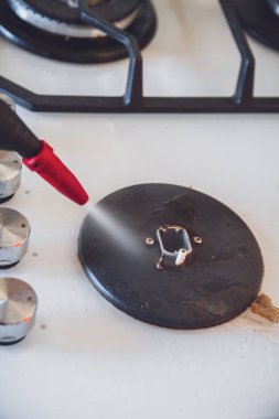 Cam seramik soba temizliği, buhar temizleyici ve ev dezenfeksiyonu..