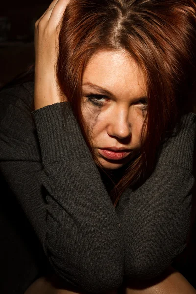 Young girl crying — Stock Photo, Image